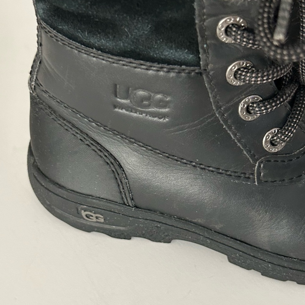 Boy’s Ugg Black Butte Rubber Suede Water resistance Snow Winter Boots size 12 - Picture 4 of 14